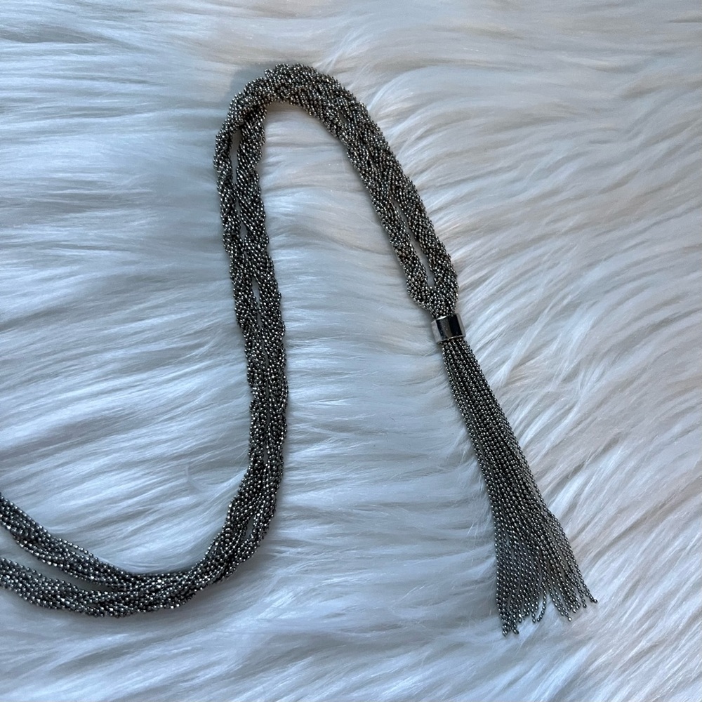 Braided metal glittery necklace